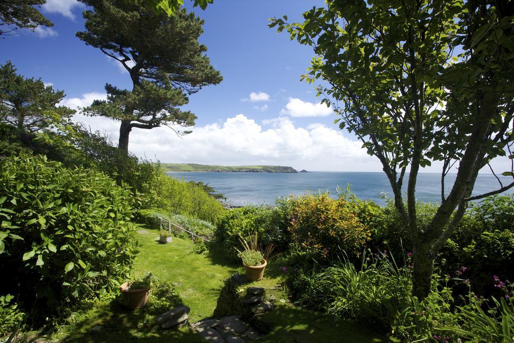 Driftwood Hotel Porthscatho Exterior photo